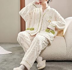 2 Set Winter Jacquard Velvet Pajamas Long Sleeved Set